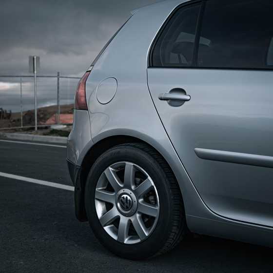 Back wheel of a VW Golf